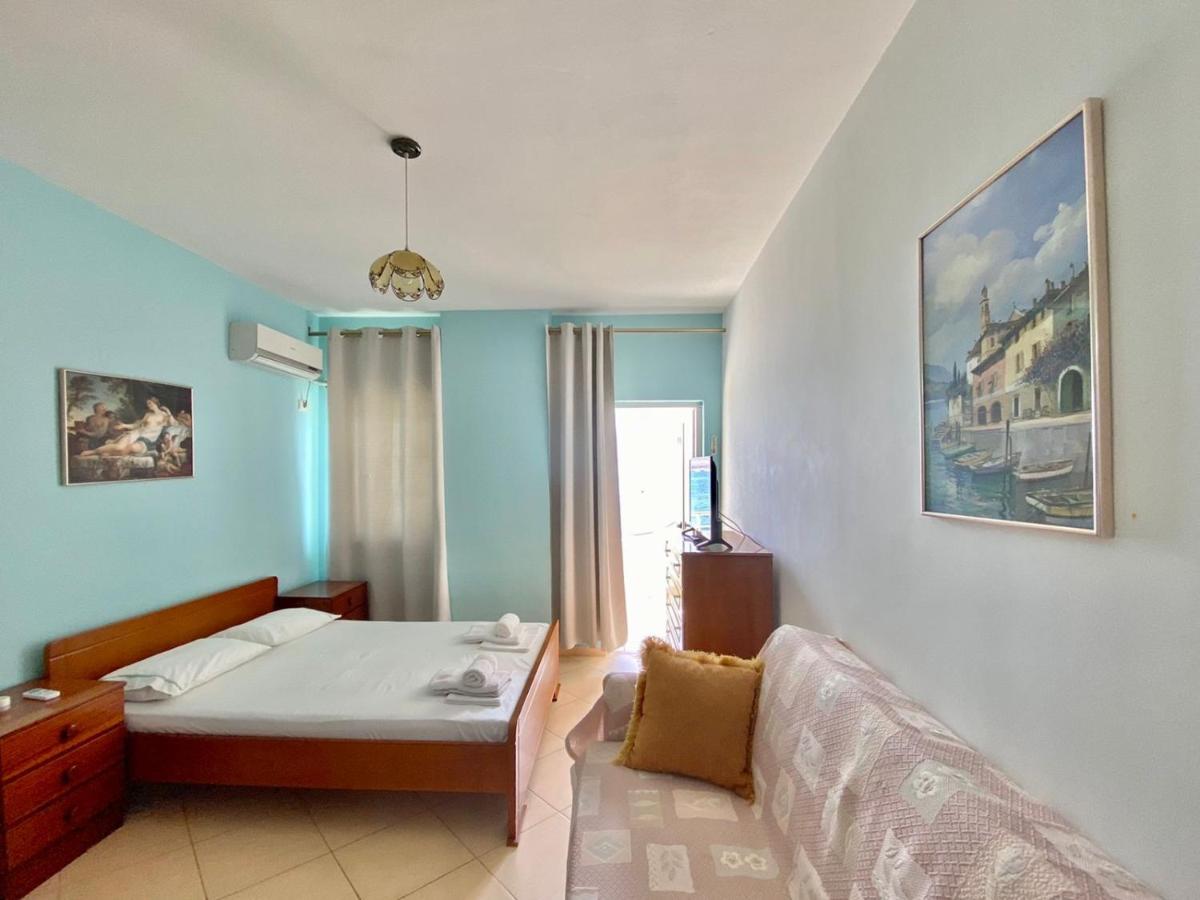 Caramel Sun Studios Apts Sarandë エクステリア 写真