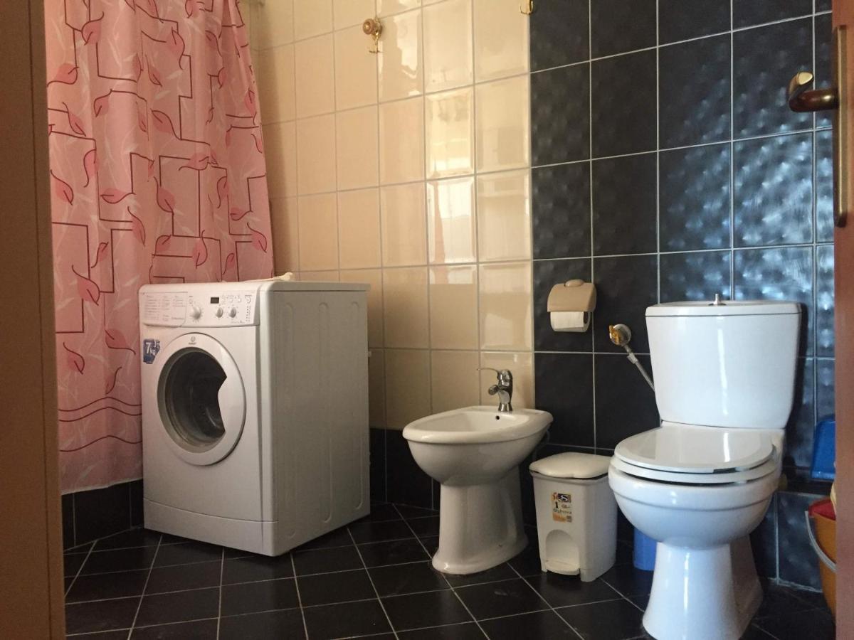 Caramel Sun Studios Apts Sarandë エクステリア 写真