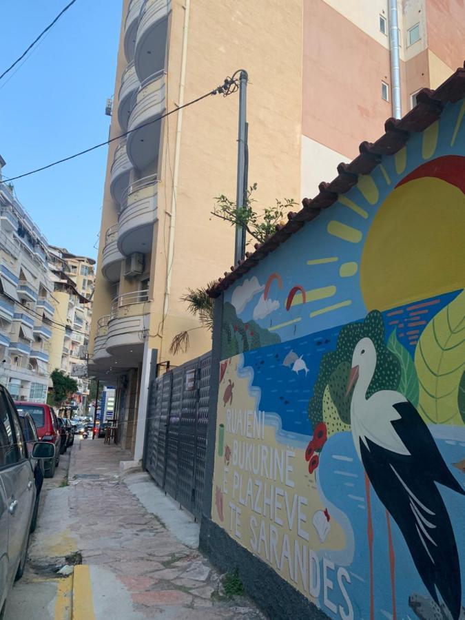 Caramel Sun Studios Apts Sarandë エクステリア 写真