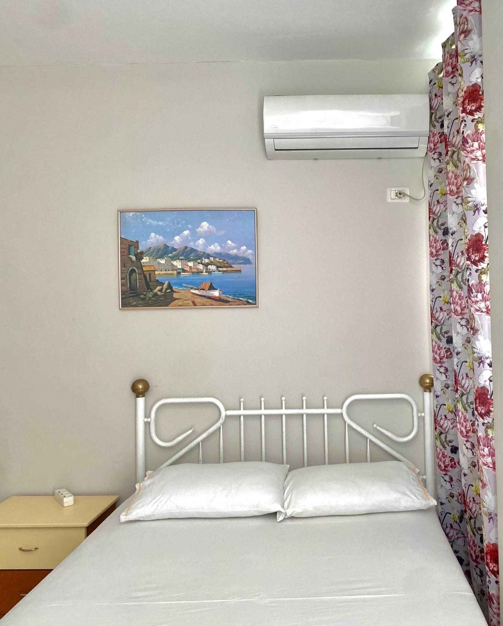 Caramel Sun Studios Apts Sarandë エクステリア 写真