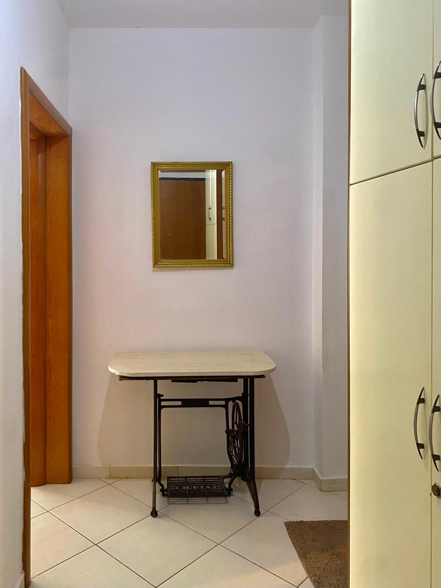 Caramel Sun Studios Apts Sarandë エクステリア 写真